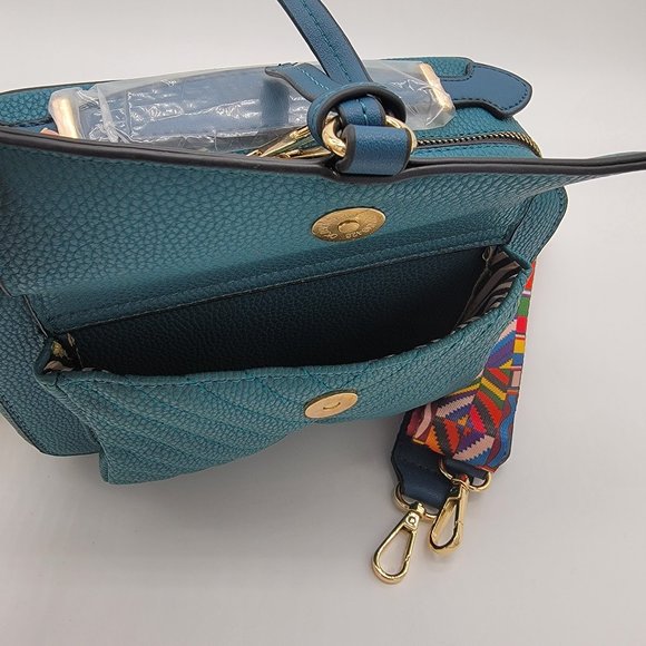 Crossbody Jolene Couture color Teal NWT - Picture 3 of 11